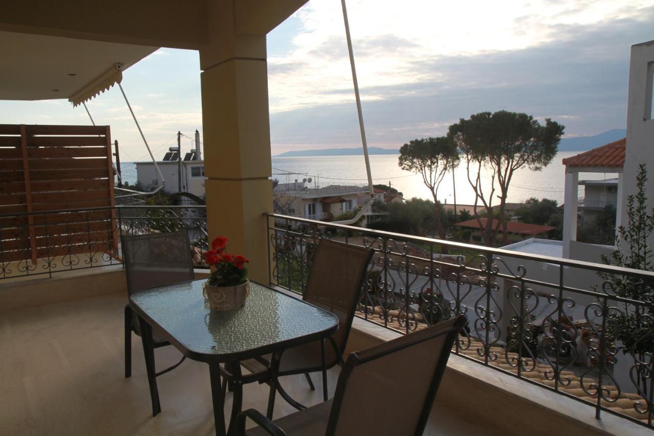 Petra Thea Apartments 4 Kalamata Exterior foto